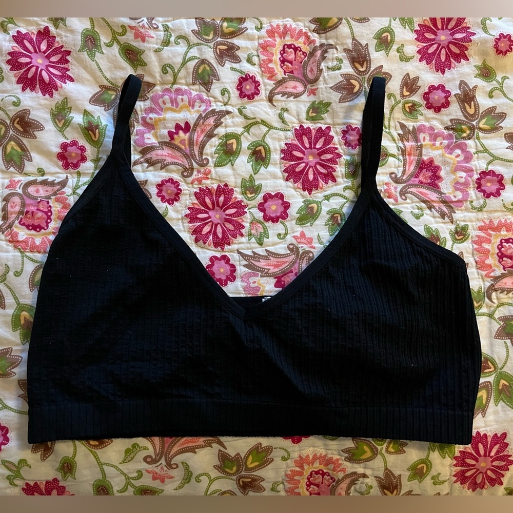 Colsie XL ribbed bralette- 2 for 1